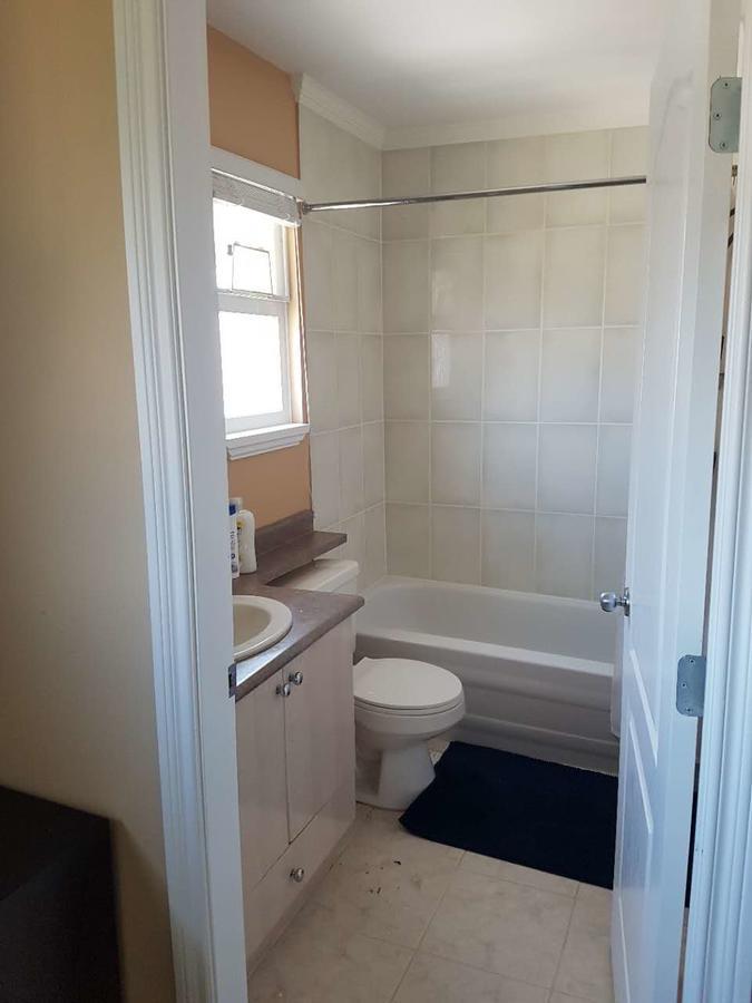 Berkshire Homestay Coquitlam Buitenkant foto